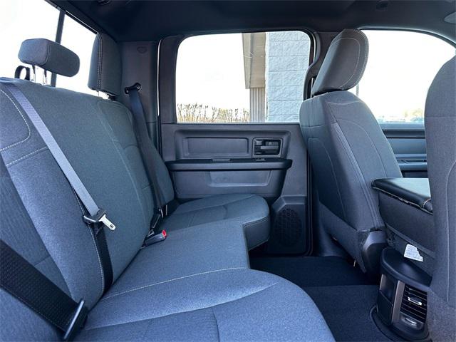2024 Ram 2500 Tradesman Crew Cab 4x4 6'4" Box