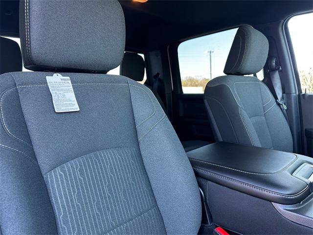 2024 Ram 2500 Tradesman Crew Cab 4x4 6'4" Box