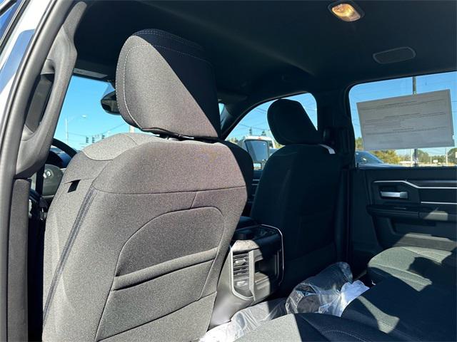 2024 Ram 2500 Big Horn Crew Cab 4x4 64 Box