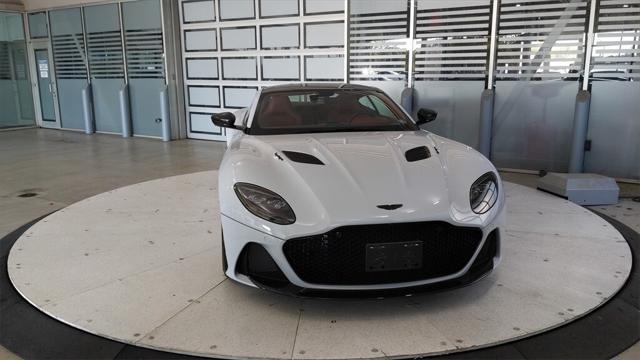 2021 Aston Martin DBS Superleggera