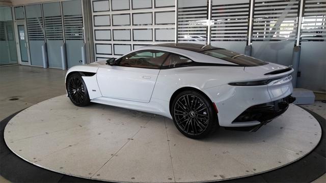 2021 Aston Martin DBS Superleggera