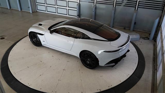 2021 Aston Martin DBS Superleggera