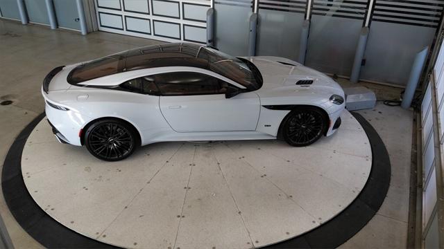 2021 Aston Martin DBS Superleggera