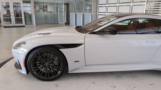 2021 Aston Martin DBS Superleggera