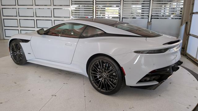 2021 Aston Martin DBS Superleggera
