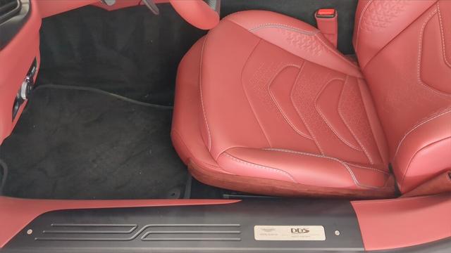 2021 Aston Martin DBS Superleggera