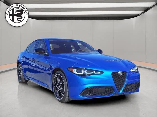 2024 Alfa Romeo Giulia GIULIA COMPETIZIONE RWD