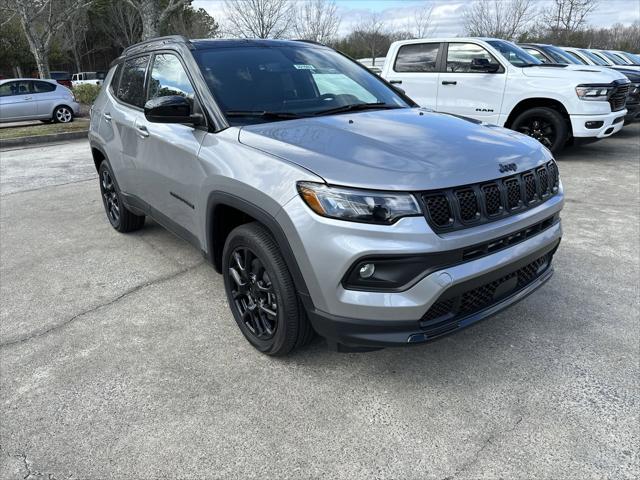 2024 Jeep Compass COMPASS LATITUDE 4X4