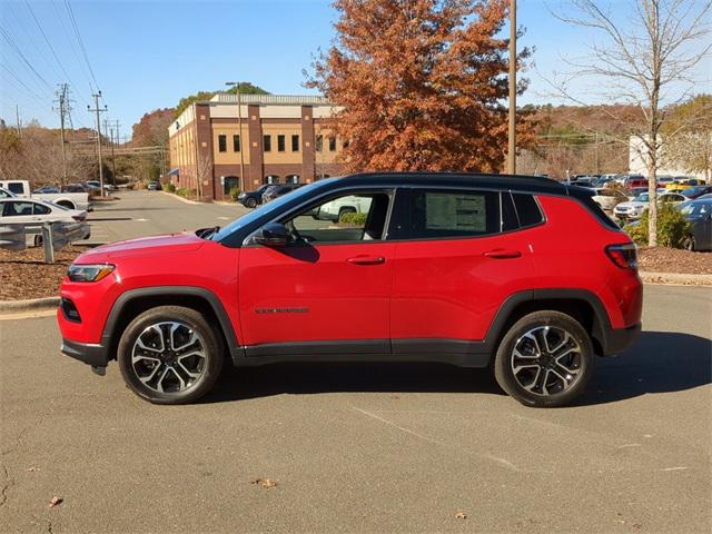 2024 Jeep Compass COMPASS LIMITED 4X4