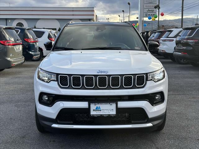 2024 Jeep Compass COMPASS LIMITED 4X4