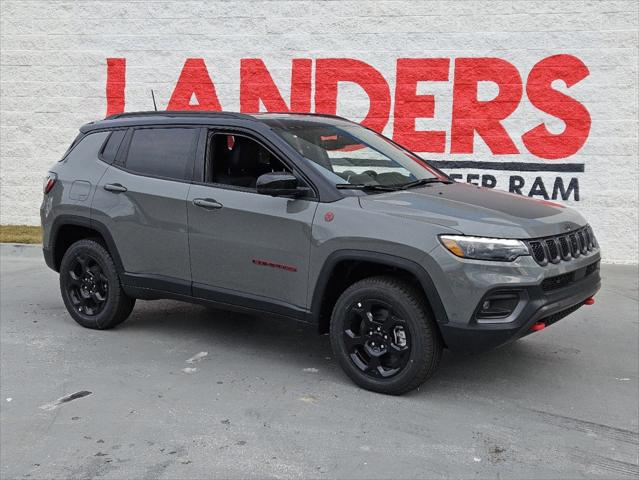2024 Jeep Compass COMPASS TRAILHAWK 4X4