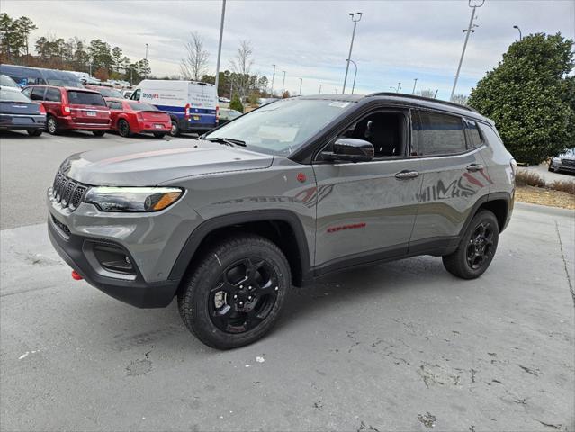 2024 Jeep Compass COMPASS TRAILHAWK 4X4