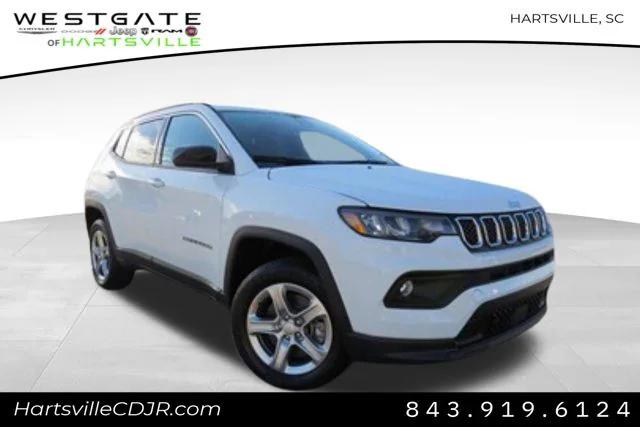 2024 Jeep Compass COMPASS LATITUDE 4X4