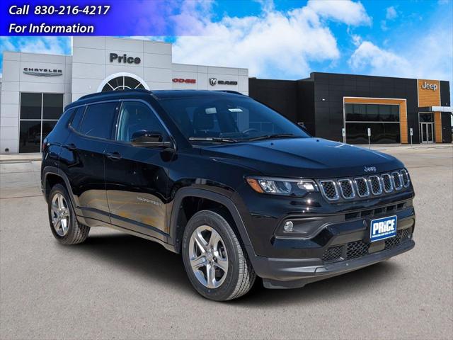 2024 Jeep Compass COMPASS LATITUDE 4X4