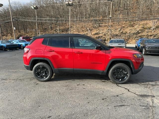 2024 Jeep Compass COMPASS TRAILHAWK 4X4