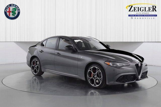 2024 Alfa Romeo Giulia GIULIA Ti AWD 2024 Alfa Romeo Giulia GIULIA Ti AWD