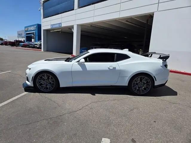 2022 Chevrolet Camaro RWD Coupe ZL1
