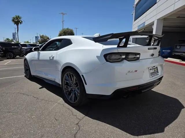 2022 Chevrolet Camaro RWD Coupe ZL1