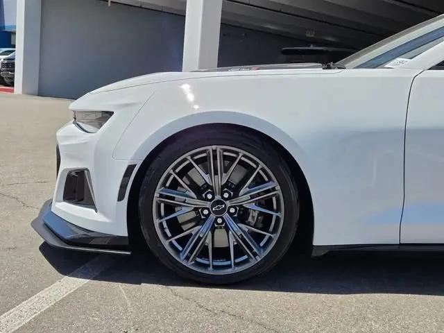 2022 Chevrolet Camaro RWD Coupe ZL1