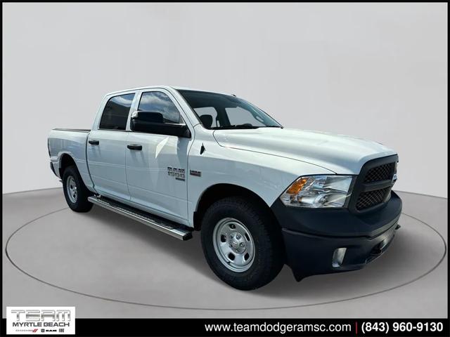 2023 RAM Ram 1500 Classic RAM 1500 CLASSIC TRADESMAN CREW CAB 4X4 57 BOX
