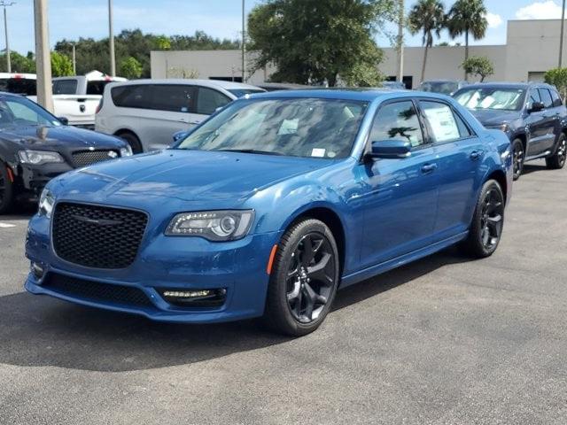 2023 Chrysler Chrysler 300 300 TOURING L RWD