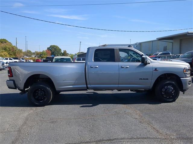 2024 RAM Ram 3500 RAM 3500 LARAMIE CREW CAB 4X4 8 BOX
