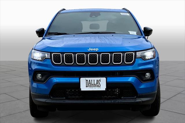 2024 Jeep Compass COMPASS LATITUDE LUX 4X4