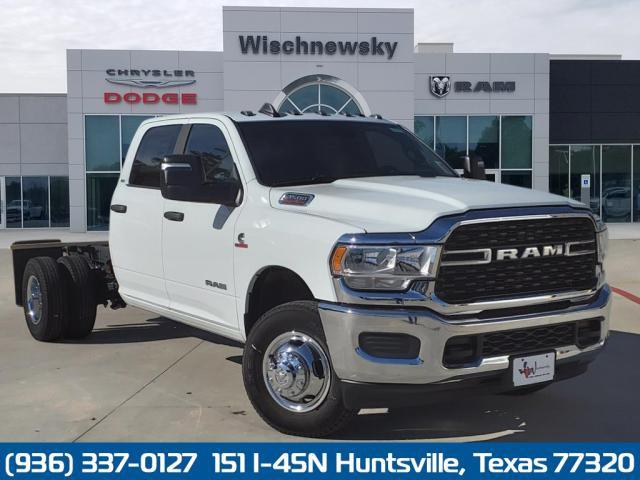 2024 RAM Ram 3500 Chassis Cab RAM 3500 SLT CREW CAB CHASSIS 4X4 60 CA