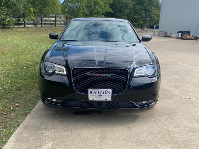 2022 Chrysler 300 300 S