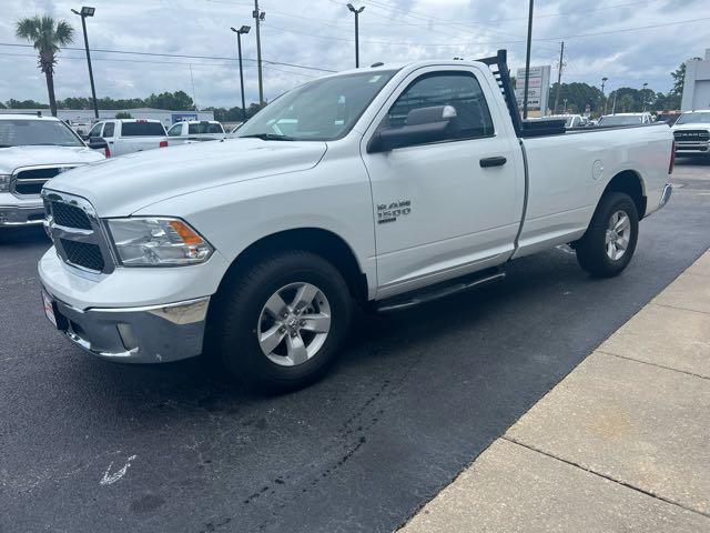 2023 RAM Ram 1500 Classic RAM 1500 CLASSIC TRADESMAN REGULAR CAB 4X4 8 BOX