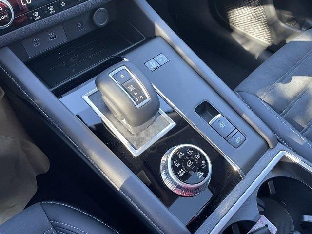 2023 Mitsubishi Outlander PHEV SE S-AWC