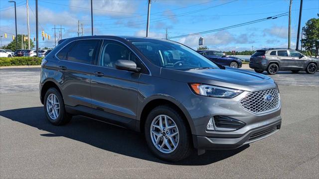 New 2024 Ford Escape Active AWD Ratings, Pricing, Reviews & Awards