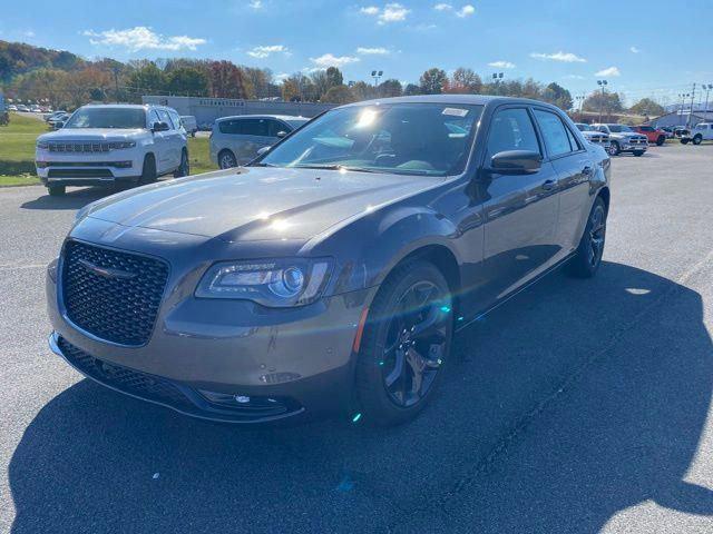 2023 Chrysler Chrysler 300 300S V6