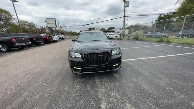 2023 Chrysler Chrysler 300 300S V8