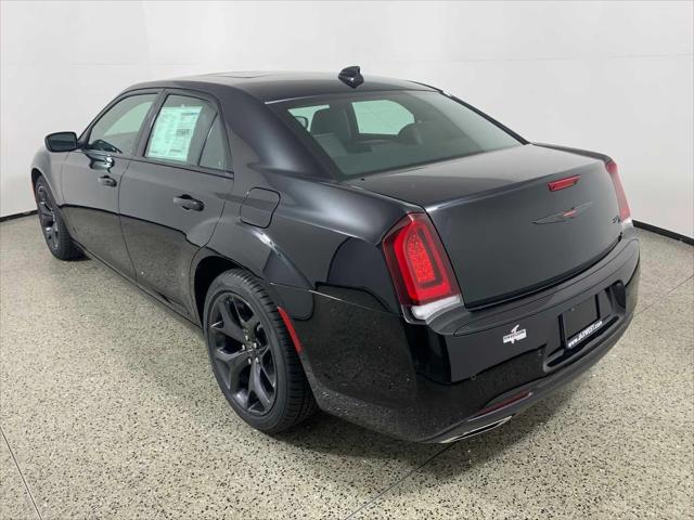 2023 Chrysler Chrysler 300 300S V6