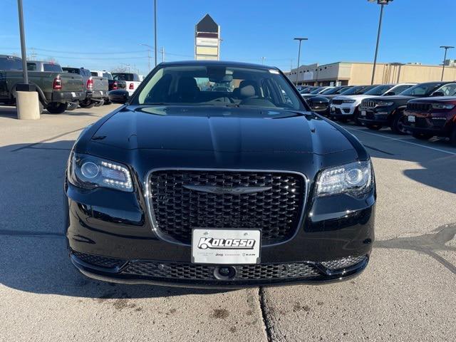 2023 Chrysler Chrysler 300 300 TOURING