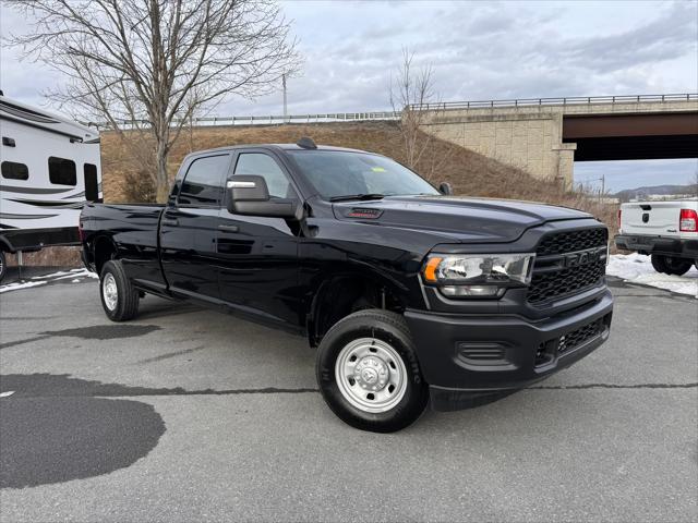 2024 RAM Ram 2500 RAM 2500 TRADESMAN CREW CAB 4X4 8 BOX