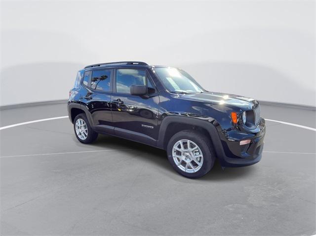 2023 Jeep Renegade RENEGADE LATITUDE 4X4