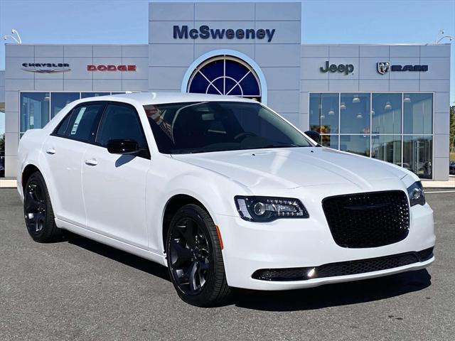 2023 Chrysler Chrysler 300 300 TOURING