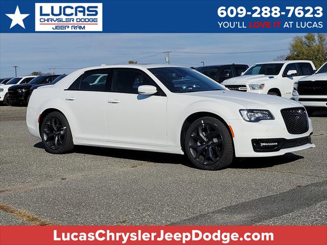 2023 Chrysler Chrysler 300 300S V8