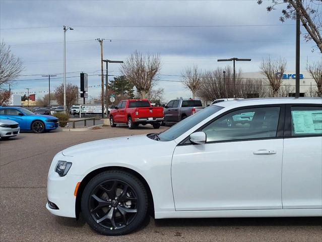 2023 Chrysler Chrysler 300 300S V6