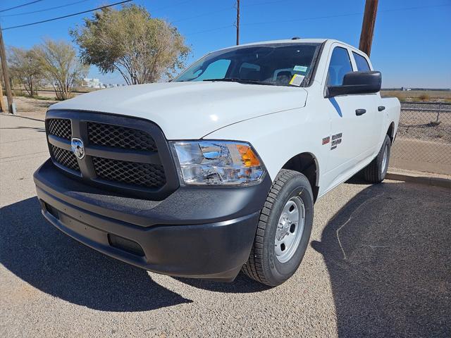 2023 RAM Ram 1500 Classic RAM 1500 CLASSIC TRADESMAN CREW CAB 4X4 57 BOX