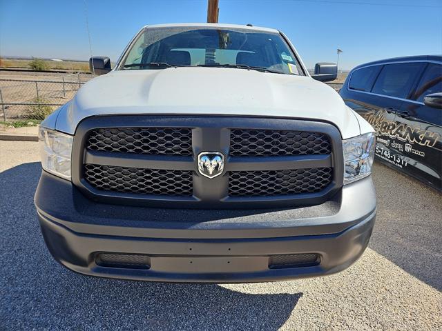 2023 RAM Ram 1500 Classic RAM 1500 CLASSIC TRADESMAN CREW CAB 4X4 57 BOX