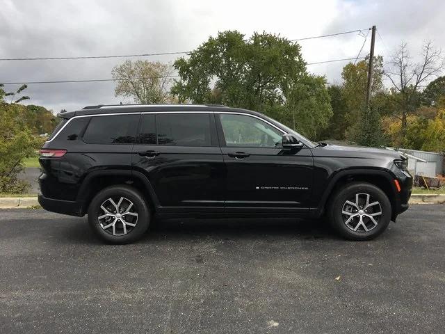 2023 Jeep Grand Cherokee GRAND CHEROKEE L LIMITED 4X4