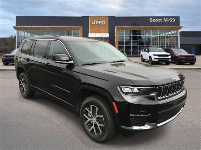 2023 Jeep Grand Cherokee GRAND CHEROKEE L LIMITED 4X4