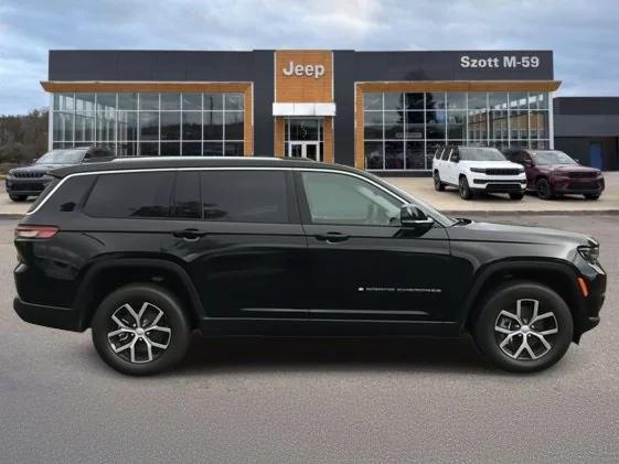 2023 Jeep Grand Cherokee GRAND CHEROKEE L LIMITED 4X4