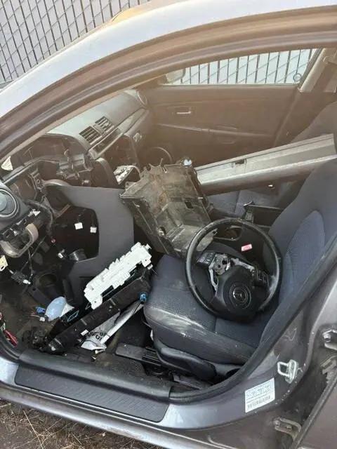 2005 Mazda Mazda3 s