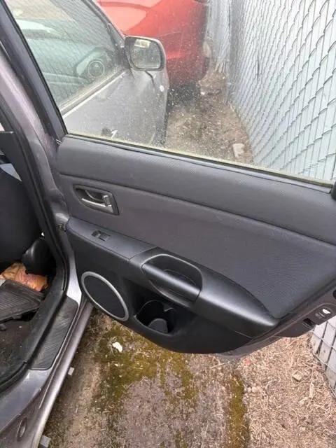 2005 Mazda Mazda3 s