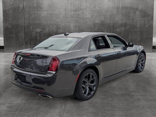 2023 Chrysler Chrysler 300 300S V6