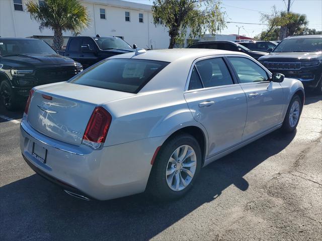 2023 Chrysler Chrysler 300 300 TOURING